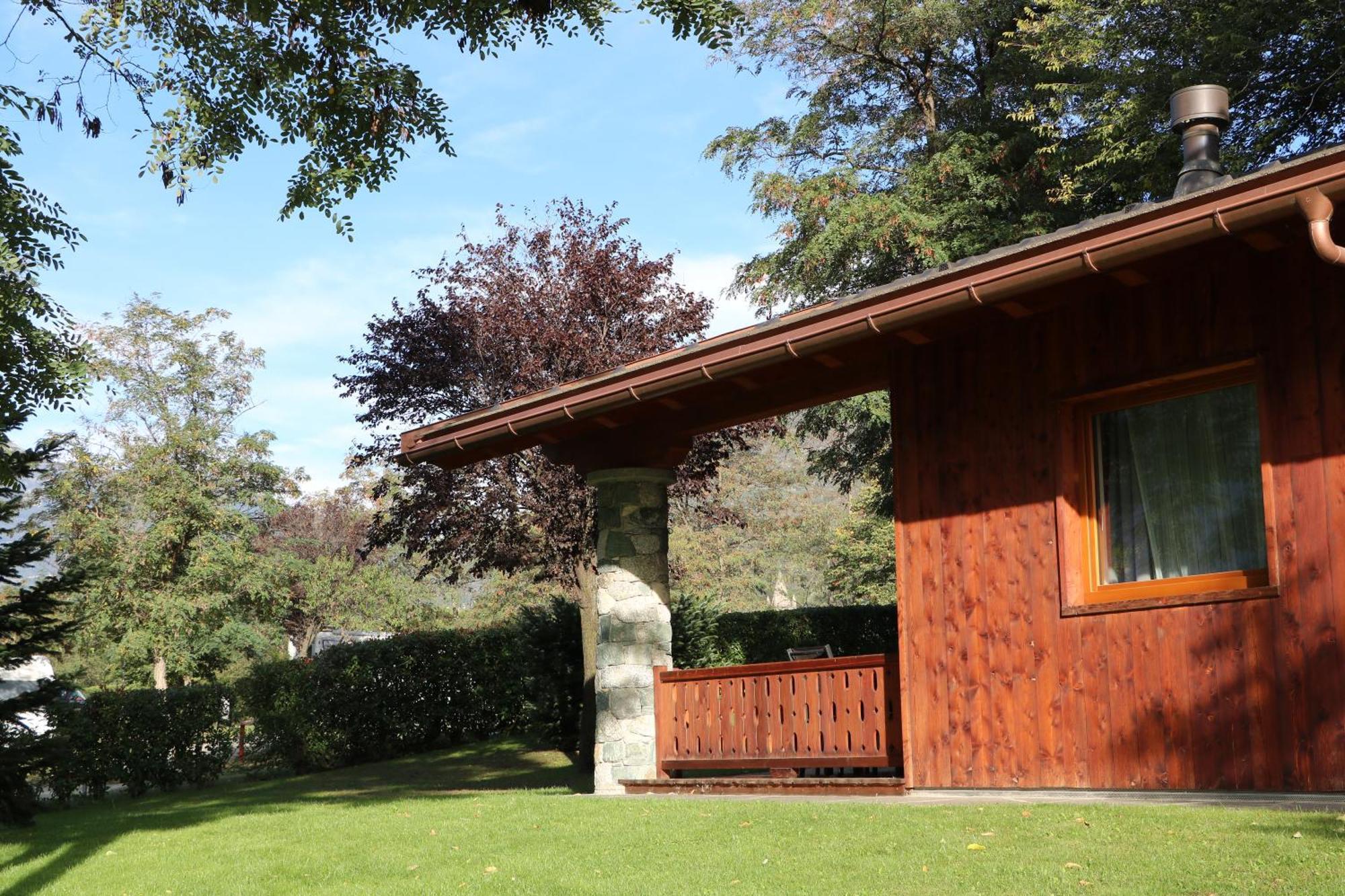 Lazy Bee Camping Village Aosta Exteriér fotografie