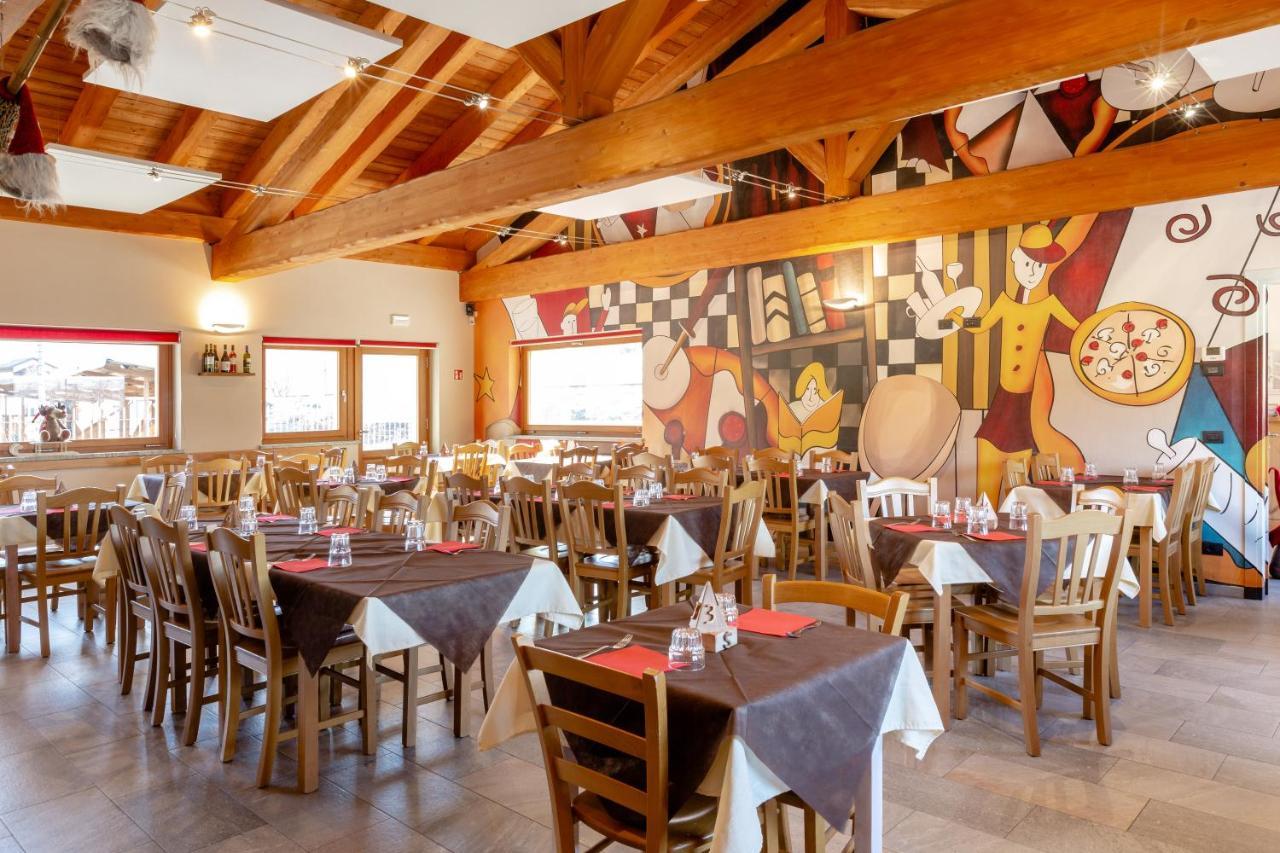 Lazy Bee Camping Village Aosta Exteriér fotografie