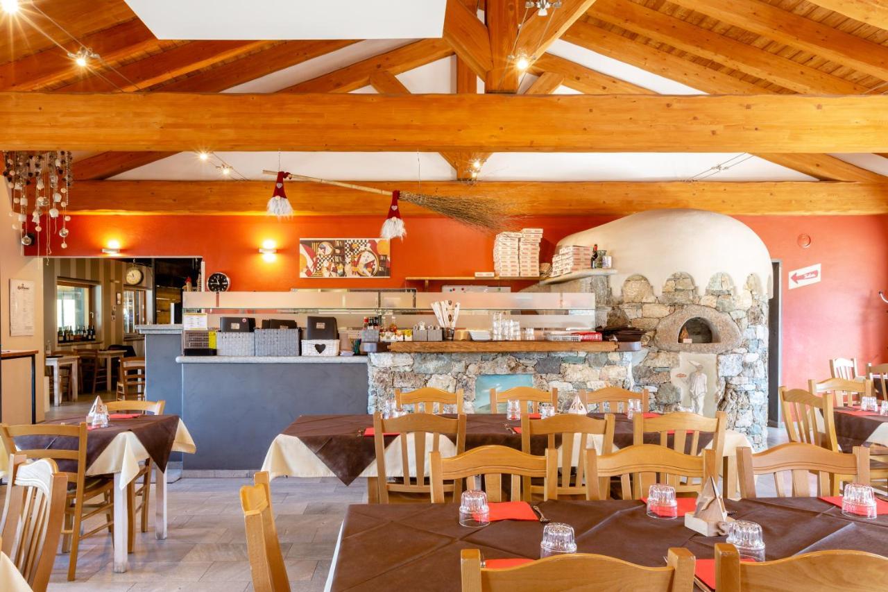 Lazy Bee Camping Village Aosta Exteriér fotografie